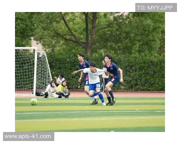 激情四溢的小学足球赛入场词展现青春活力与团队精神